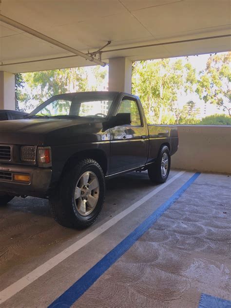 Nissan Hardbody (D21)Truck for Sale in Lake Elsinore, CA - OfferUp