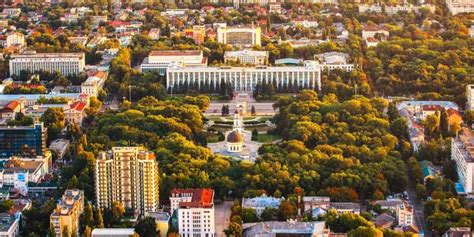 Находим самые красивые места в Кишиневе: куда сходить погулять и ...