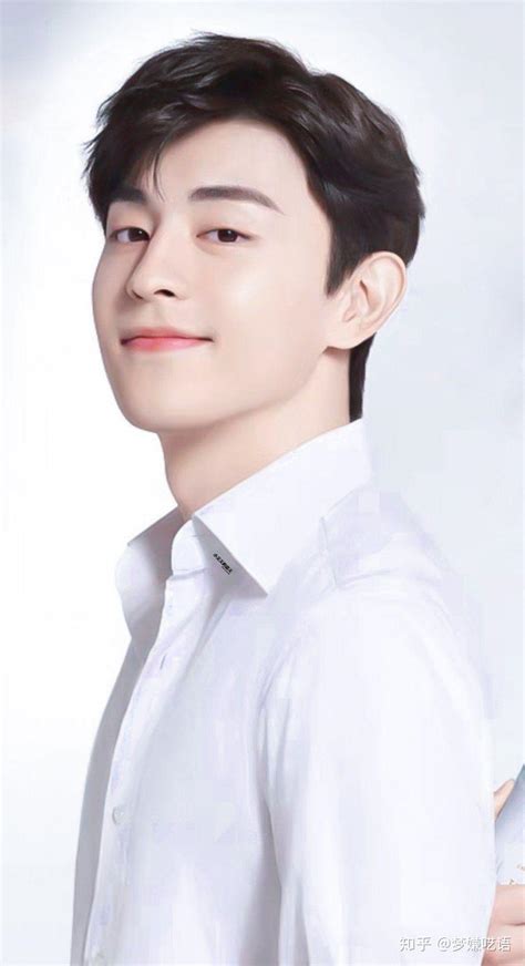 邓伦收到什么礼物最新素材