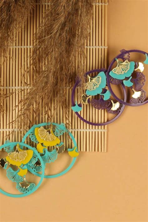 Curated Curiosities - Teal & Yellow Coral - Elahe