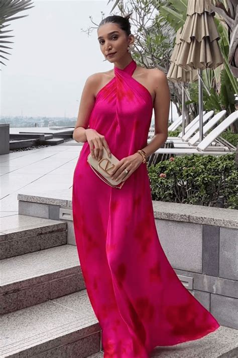 Bellarose Halter Dress – Aroka