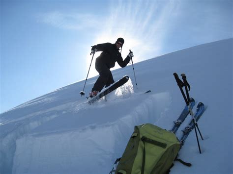 PowderPeople | Célia Lucas, Avalanche Warden at the SLF | PowderGuide