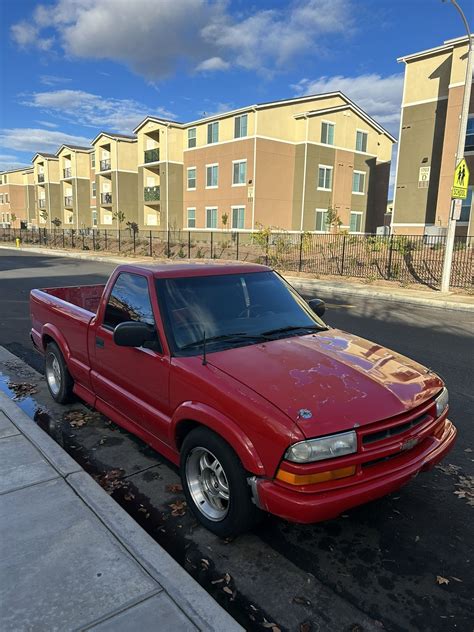 2000 Chevrolet S-10 for Sale in Lancaster, CA - OfferUp