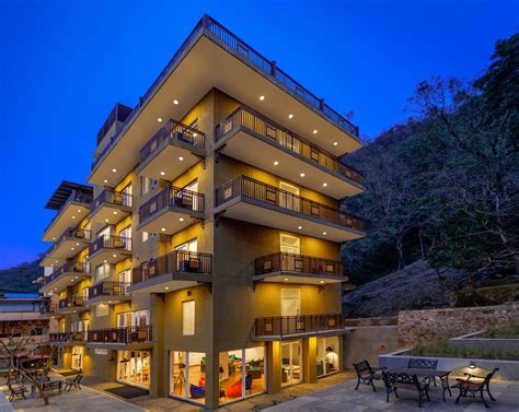 Rishikesh | Leisure Hotels | Aloha On The Ganges | Hotel Near Ganga
