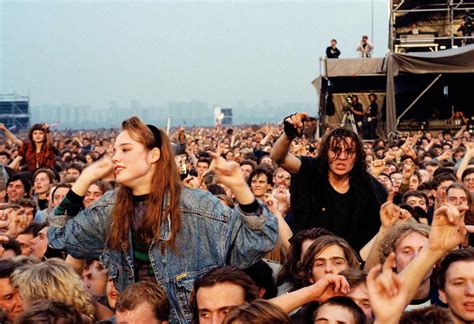 Soviet rock fans attend Monsters of Rock concert in Moscow on September ...