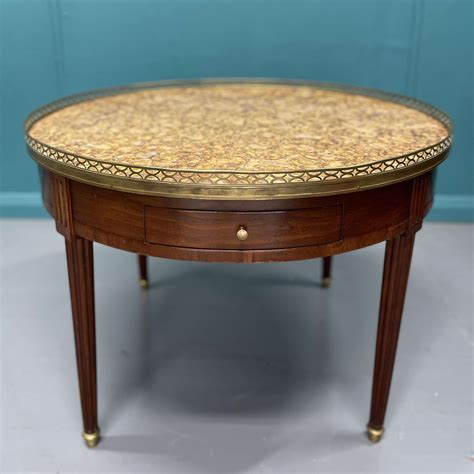 Antique Round Coffee Tables