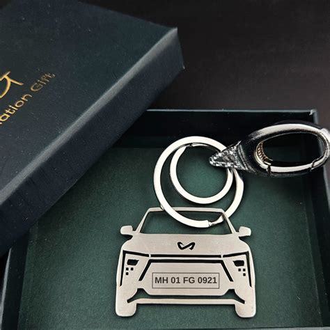 Personalised Mahindra XEV 9e Car Keychain – Foundation Gift