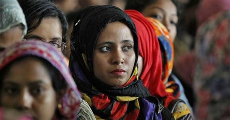 After Sabarimala Verdict, Forum Of Muslim Women Move Court To Gain ...