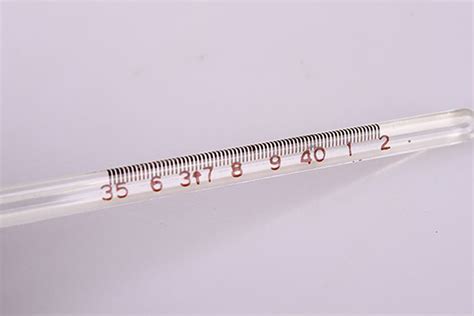 用水银体温计测量腋下体温，究竟测多久最准确？ - 知乎