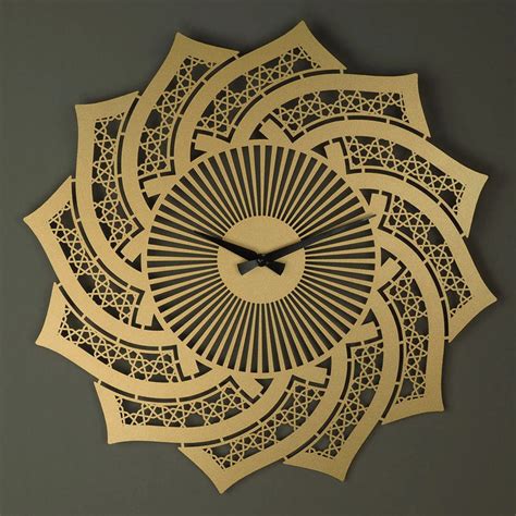 Islamic Pattern Metal Wall Clock – oliveandgray