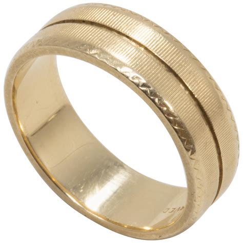 14 Karat Yellow Gold Accented Men's Wedding Band For Sale at 1stDibs ...