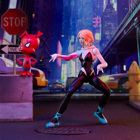Hasbro Marvel Legends Series Spider-Man: Into the Spider-Verse Gwen ...