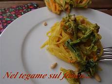 pasta ai fiori di zucca pasta ai fiori di zucca e zafferano primo piatto veloce pasta ai fiori di zucca pasta ai fiori di zucca e zafferano primo piatto veloce