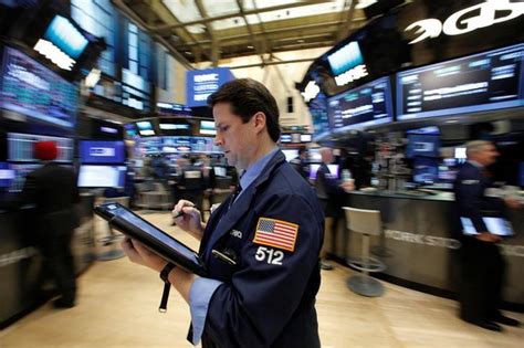 美股一周展望：网飞股价走势将成为科技股风向球 | Reuters