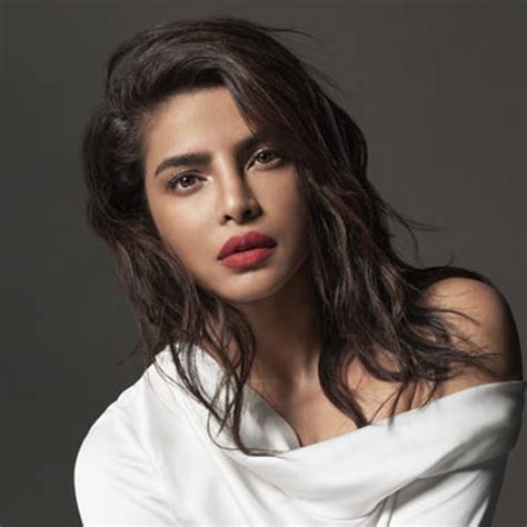 Max Factor names Priyanka Chopra-Jonas as global ambassador and ...