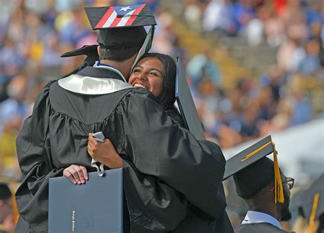 GSU Commencement 的图像结果