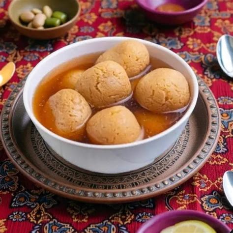 Nolen Gurer Rasgulla – JOYNAGAR