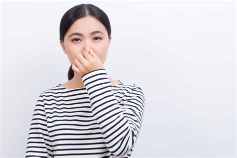 Superstitions About Itchy Nose – And Why - Symbol Sage