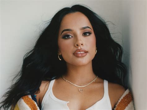 Are Becky G And Selena Gomez Sisters