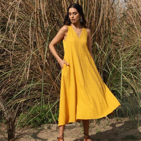 The must-have schiffli dresses for summer 2024 for women