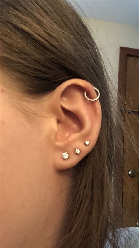 My triple lobe and helix piercing #earpiercingsideas | Earings ...