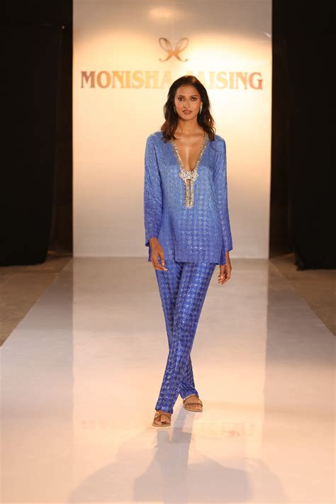 Blue Shaded Houndstooth Set – Monisha Jaising