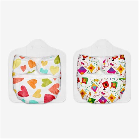 Newborn UNO Cloth Diapers for your Baby by SuperBottoms