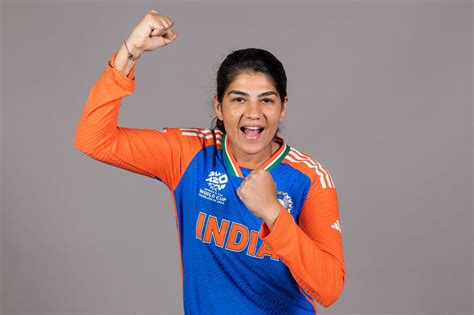 MI Predicted Playing 11 vs DC for Match 13 of WPL 2025