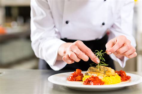 Private Chef vs. Personal Chef: What’s the Difference? - Secret Ingredient