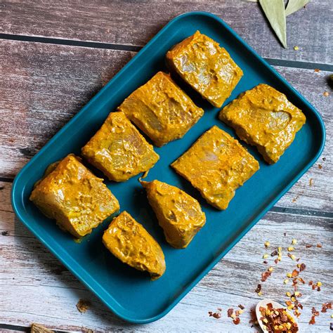 Kolkata Bhetki (Sea Bass) Kali Mirch (Boneless Cubes) Nt. Wt. 300g (6 ...