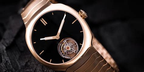 The Dark Arts: H. Moser & Cie.’s Streamliner Tourbillon Vantablack