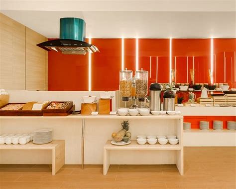 red fox bylemon tree hotel privacy vijayawada reddit