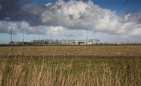 Shell should have quit Groningen gas project in Netherlands earlier ...
