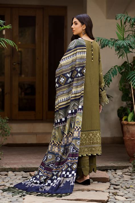 Farasha Winter Khaddar Collection – Olivine Luster – YourLibaas