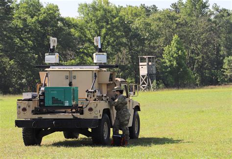 Army seeks to minimize command posts’ electronic signature, avoid ...