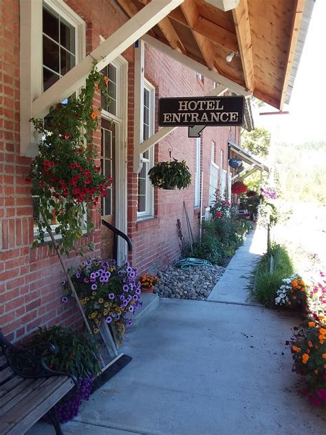 HISTORIC WASHINGTON HOTEL (Metaline Falls) - Hotel Reviews & Photos ...