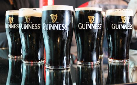 Three Guinness Pint Beer 20 oz Pub Glasses w/ Harp Brewed in Dublin Set ...