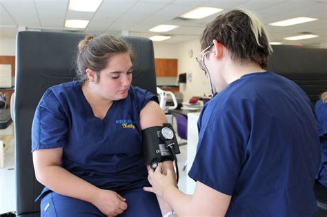 Medical Assisting - Maplewood Career Center