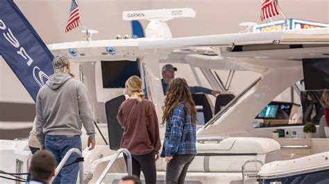 Roxbury Elementary School in Solon sets reopening date for students to ...