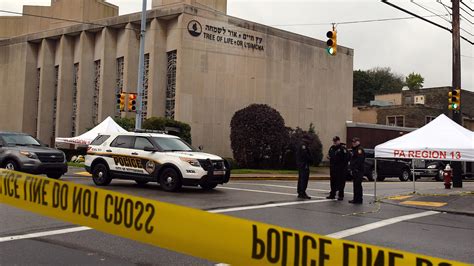 Gab goes offline in wake of Pittsburgh synagogue shooting