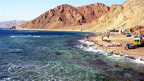 Egypt Tourism and Travel, Abu Simbel, Bent Pyramid, Colossi of Memnon ...