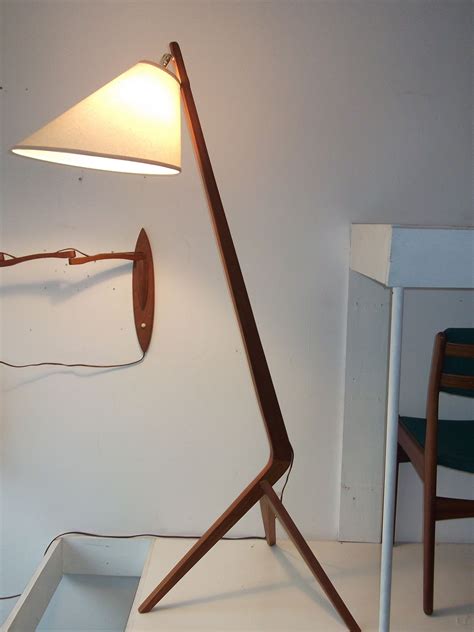Mid-Century Floor Lamps - Foter