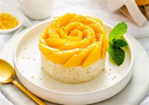 The perfect dessert to dig into over a meal, based on your zodiac sign