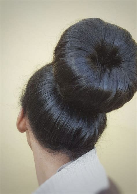 Hair #style #hairstyle #bun #donut #hair #stylish Hair bun donut Big ...