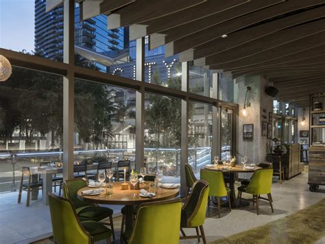 9 Miami Restaurants With Big Round Tables - Miami - The Infatuation