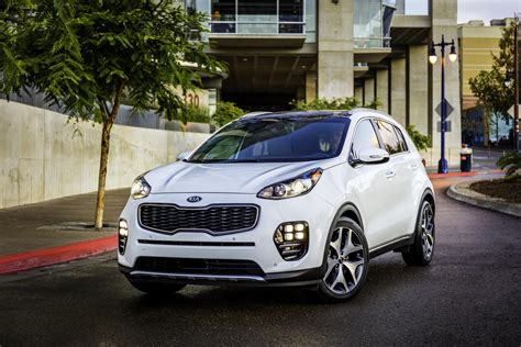 2017 Kia Sportage Makes North American Debut - autoevolution