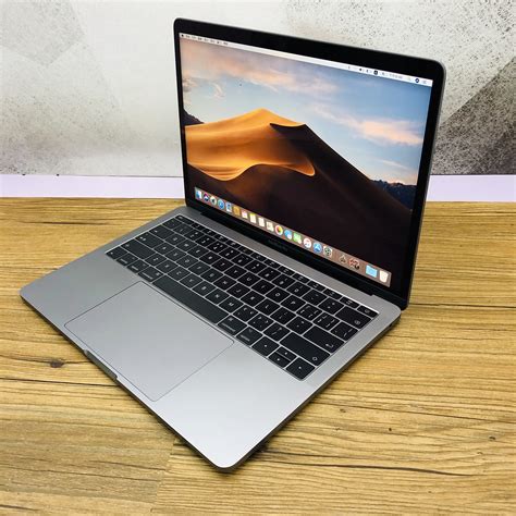 Apple 推出 16 英寸 MacBook Pro，为专业用户带来 Mac 笔记本电脑的巅峰之作 - Apple (中国大陆)