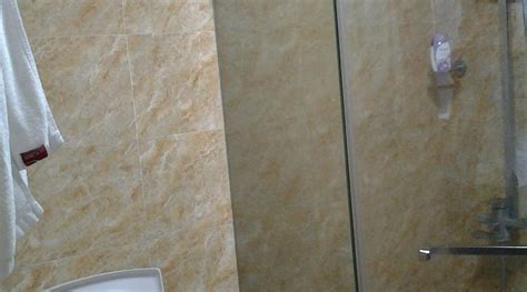 TOMORROW HOTEL (SHENZHEN BUJI) - Hotel Reviews, Photos, Rate Comparison ...