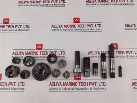 Greenlee 767 Hydraulic Hand Pump Set – Aeliya Marine
