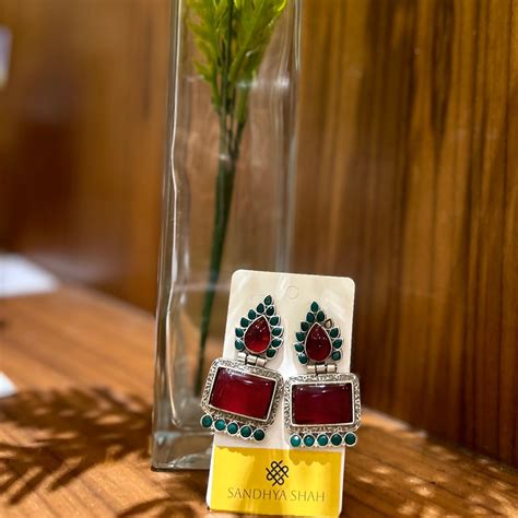 SCARLET GEM STUDS – SANDHYA SHAH FASHION LLP